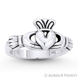 Irish Claddagh Love & Friendship Promise Ring in .925 Sterling Silver - Size 5